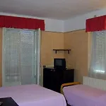 Aparthotel Maria Grazia 3*