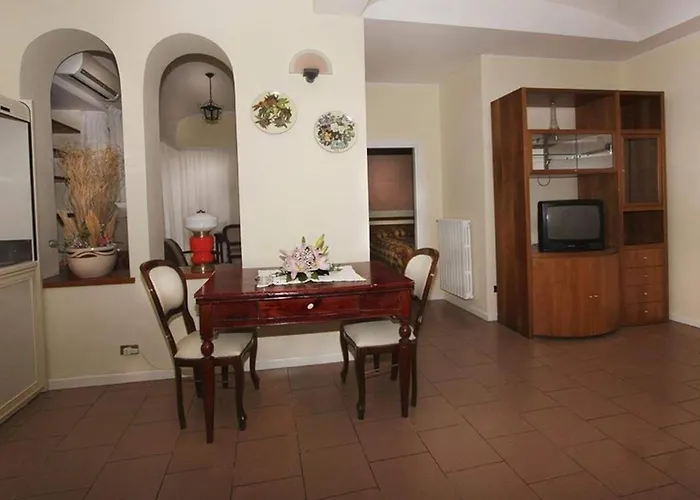 Maria Grazia Aparthotel 3*